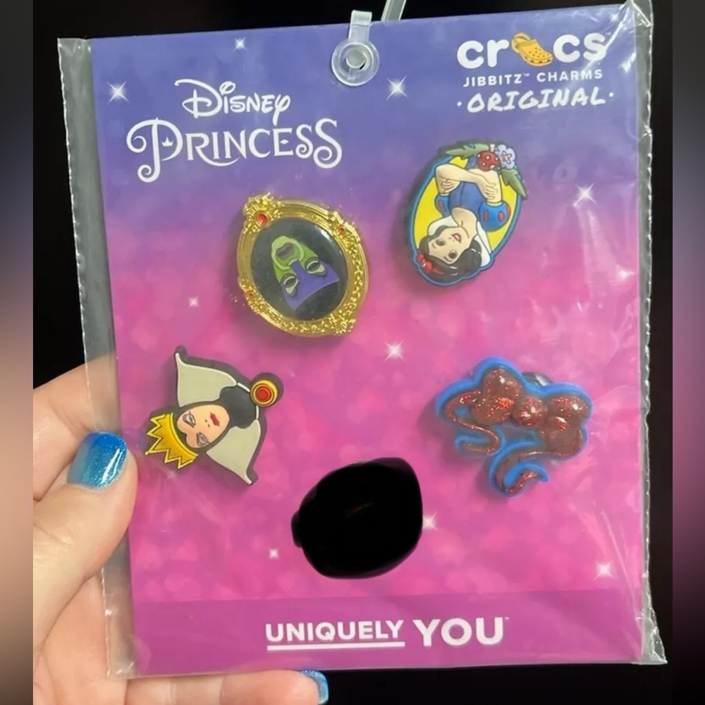 Disney Princess Snow White Crocs Shoe Charms Set